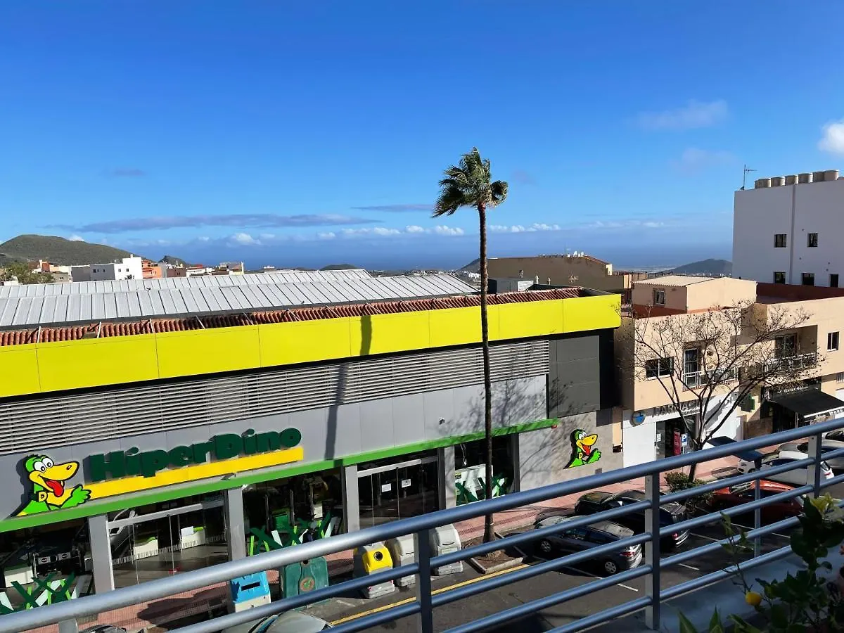 Cosy Apartment With Rooftop Terrace And Wifi Valle de San Lorenzo 0*,  Spanien
