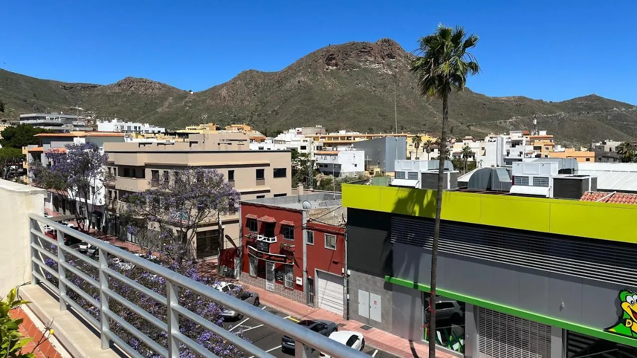Cosy Apartment With Rooftop Terrace And Wifi Valle de San Lorenzo 0*,  Spanje