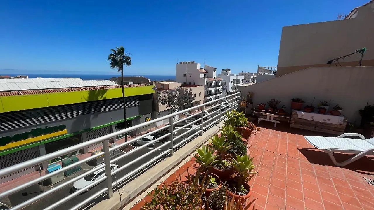 Cosy Apartment With Rooftop Terrace And Wifi Valle de San Lorenzo Spanje